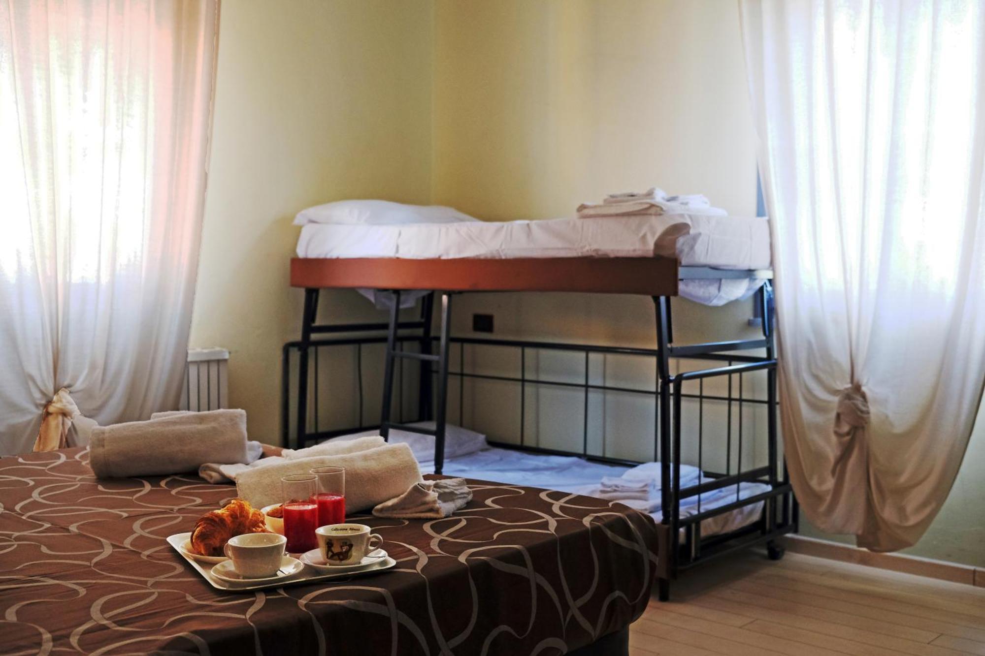 Hotel Canasta Римини Экстерьер фото