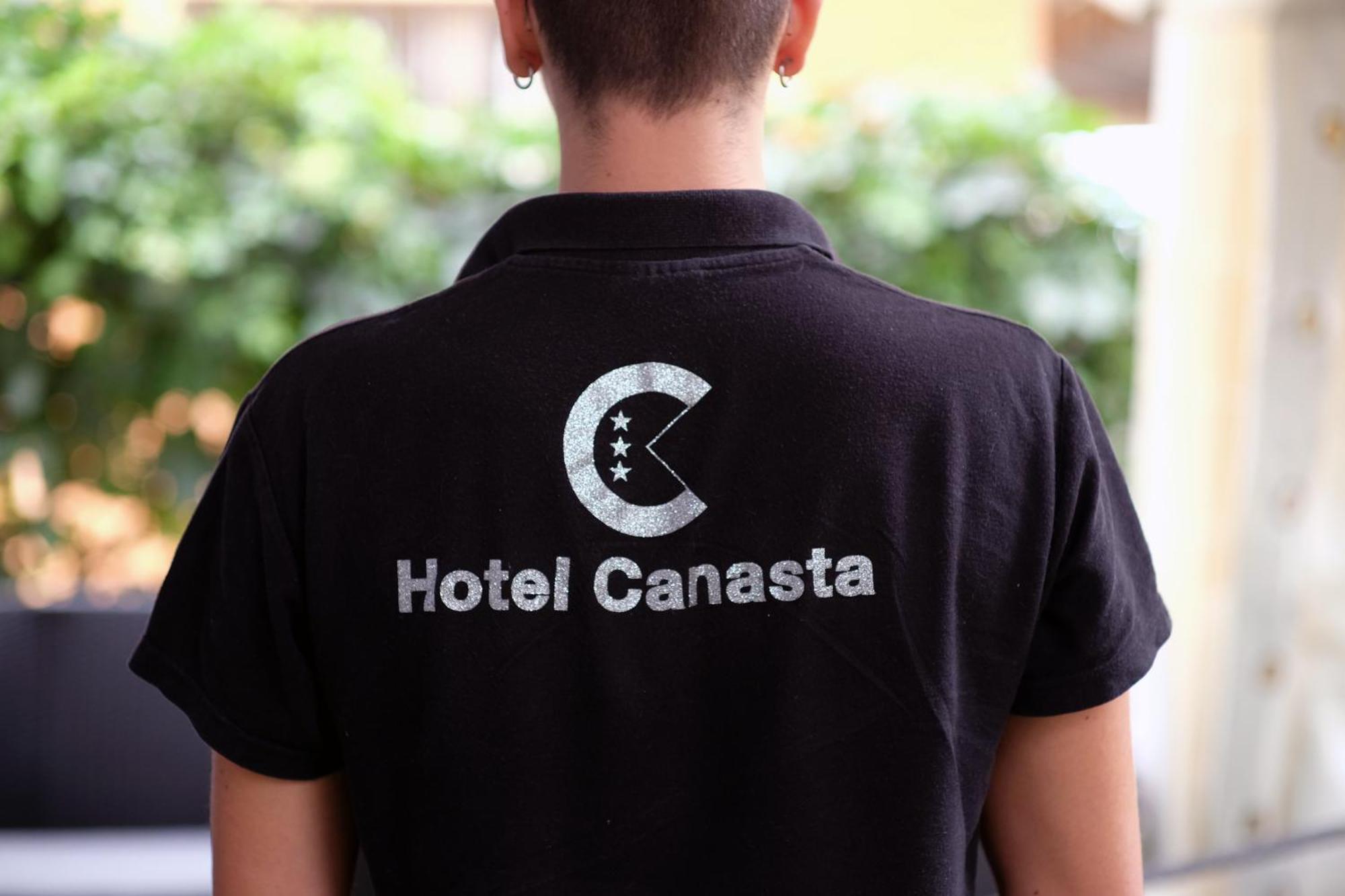 Hotel Canasta Римини Экстерьер фото
